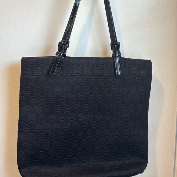 Michael Kors Neopherene Jet set Black tote - Picture 2 of 6